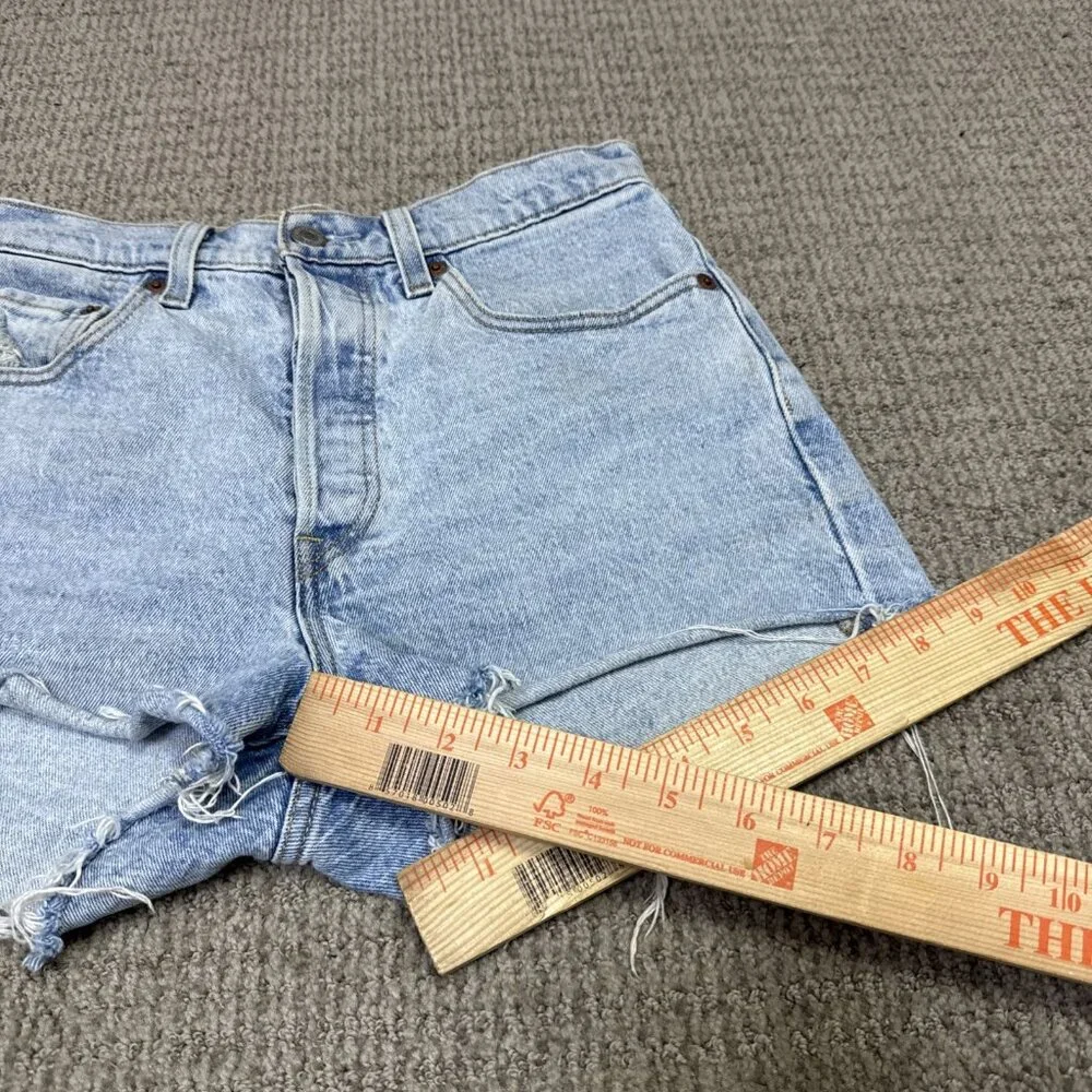 Levi’s 501 Shorts Blue 5 Button Fly Pockets Women’s Size 26